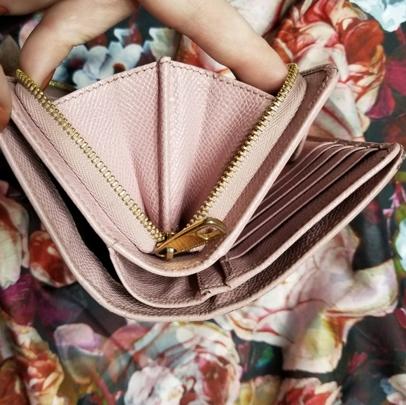 DOLCE & GABBANA Pink Zip Around Short Wallet - Picture 6 of 12